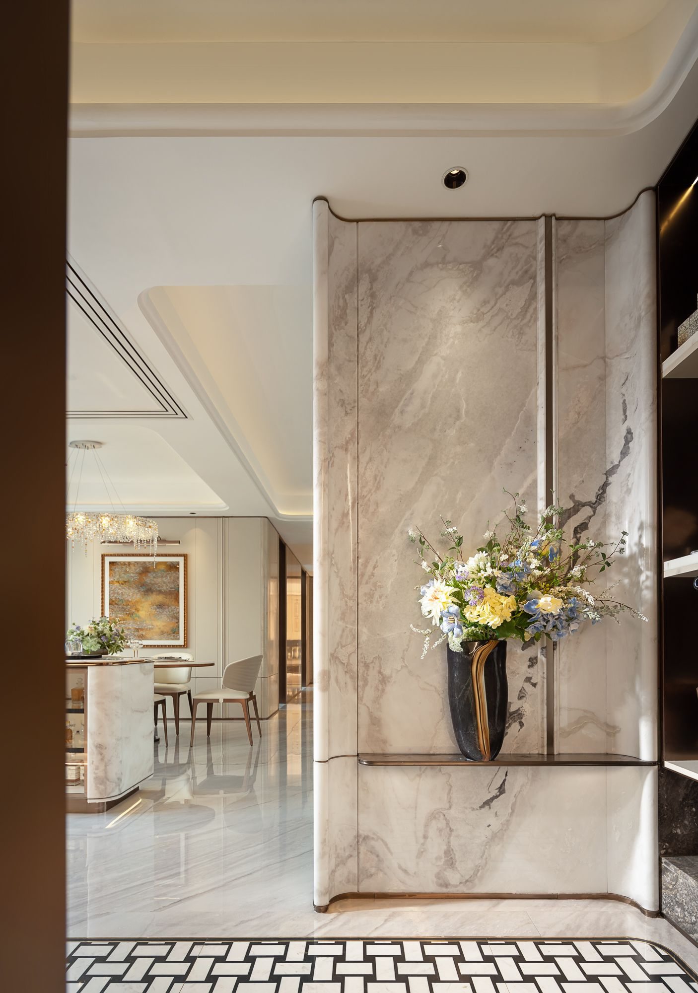 Cream Light Luxury Apartment view 6