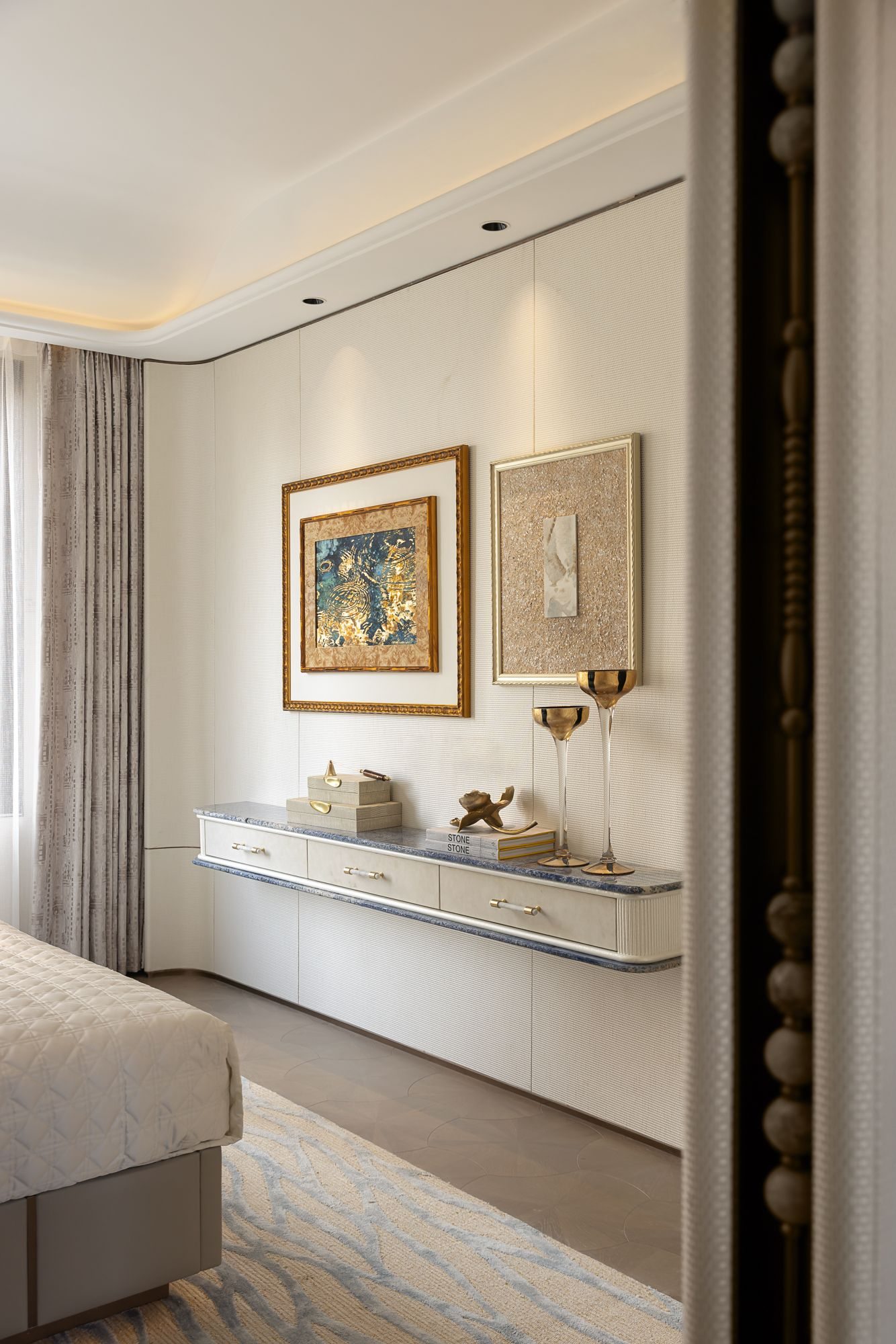 Cream Light Luxury Apartment view 14