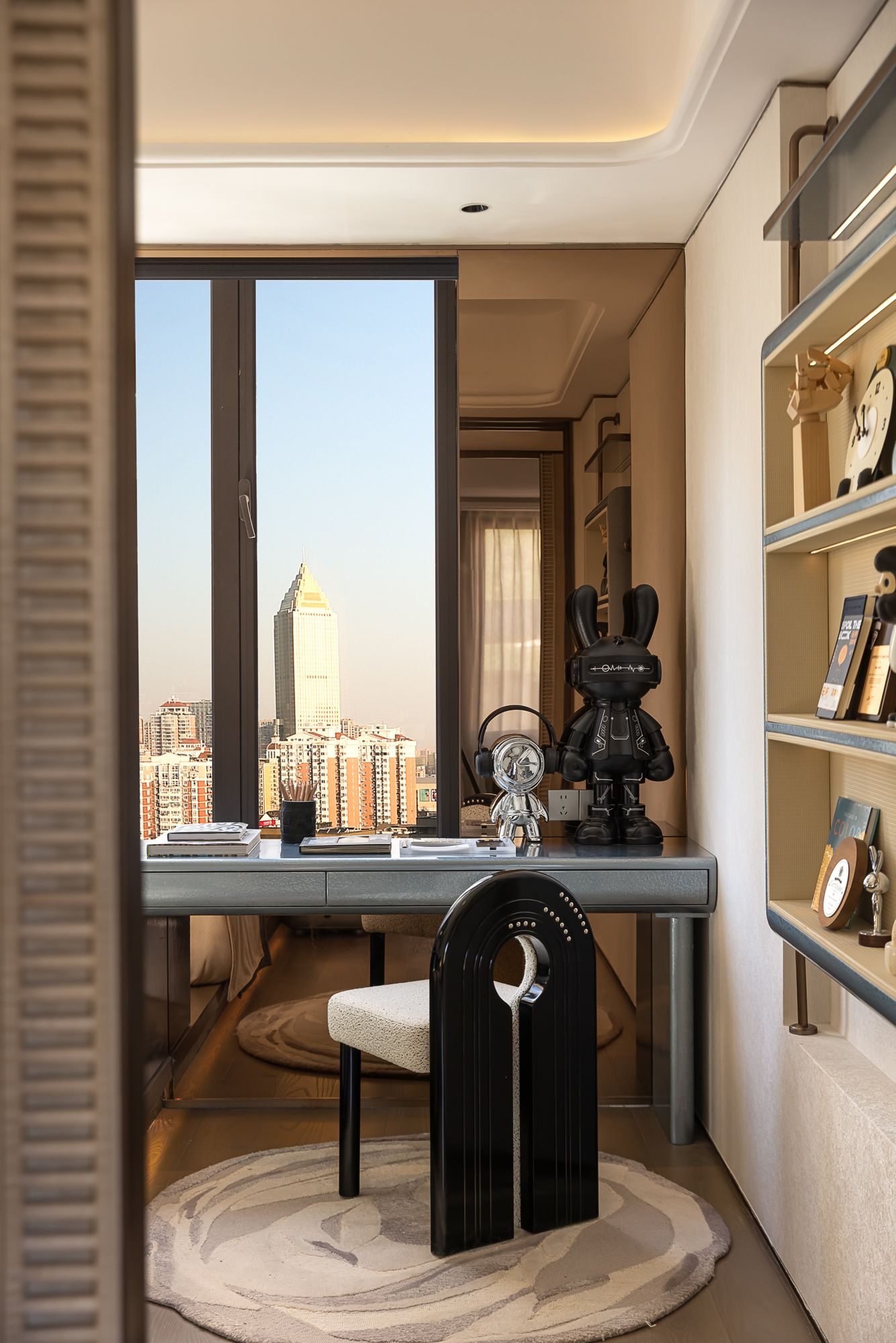 Cream Light Luxury Apartment view 20